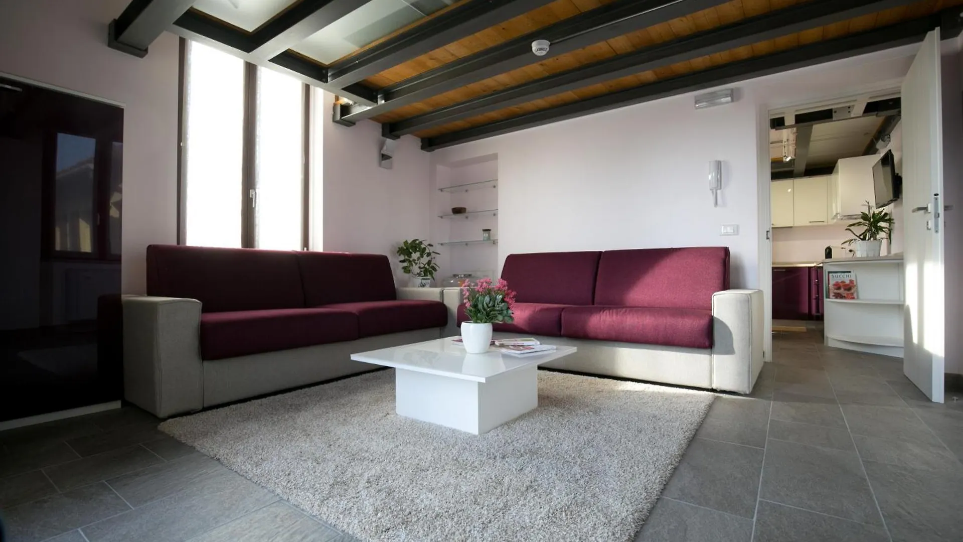Versoverde Hotel Alzaia Naviglio Grande Milán Apartahotel