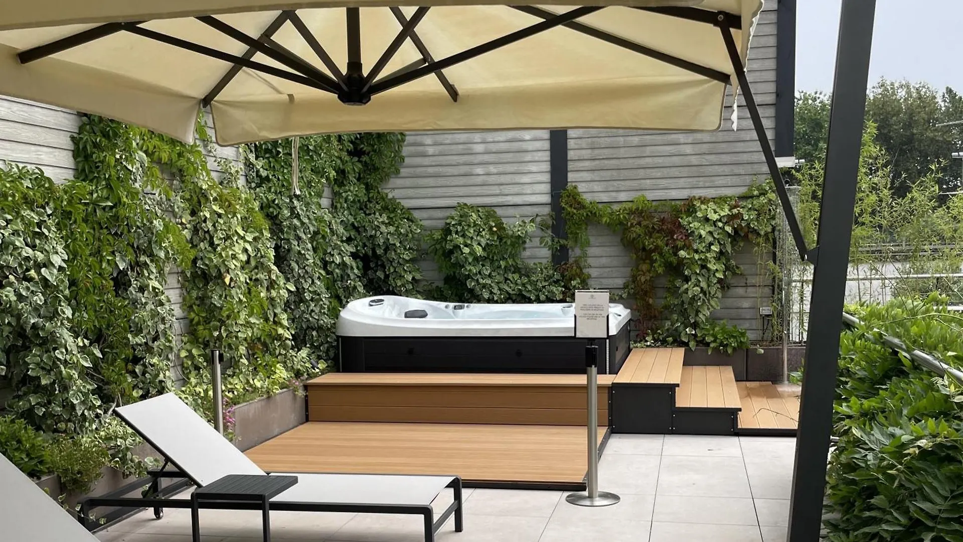 ** Apartahotel Versoverde Hotel Alzaia Naviglio Grande Milán Italia