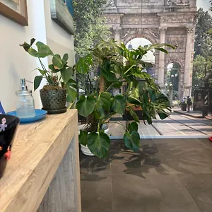 Casa de hóspedes Enjoy Garden - Flavio Baracchini 9 -