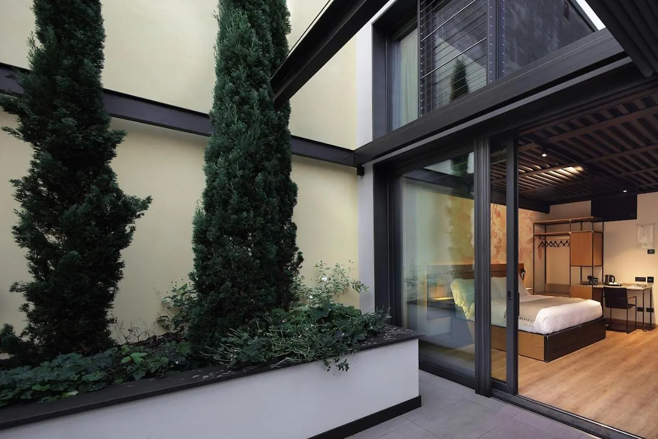 Versoverde Hotel Alzaia Naviglio Grande Milan 2*,