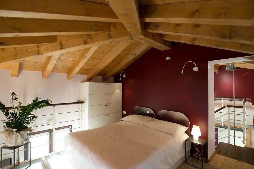 Versoverde Hotel Alzaia Naviglio Grande Milan 2*,